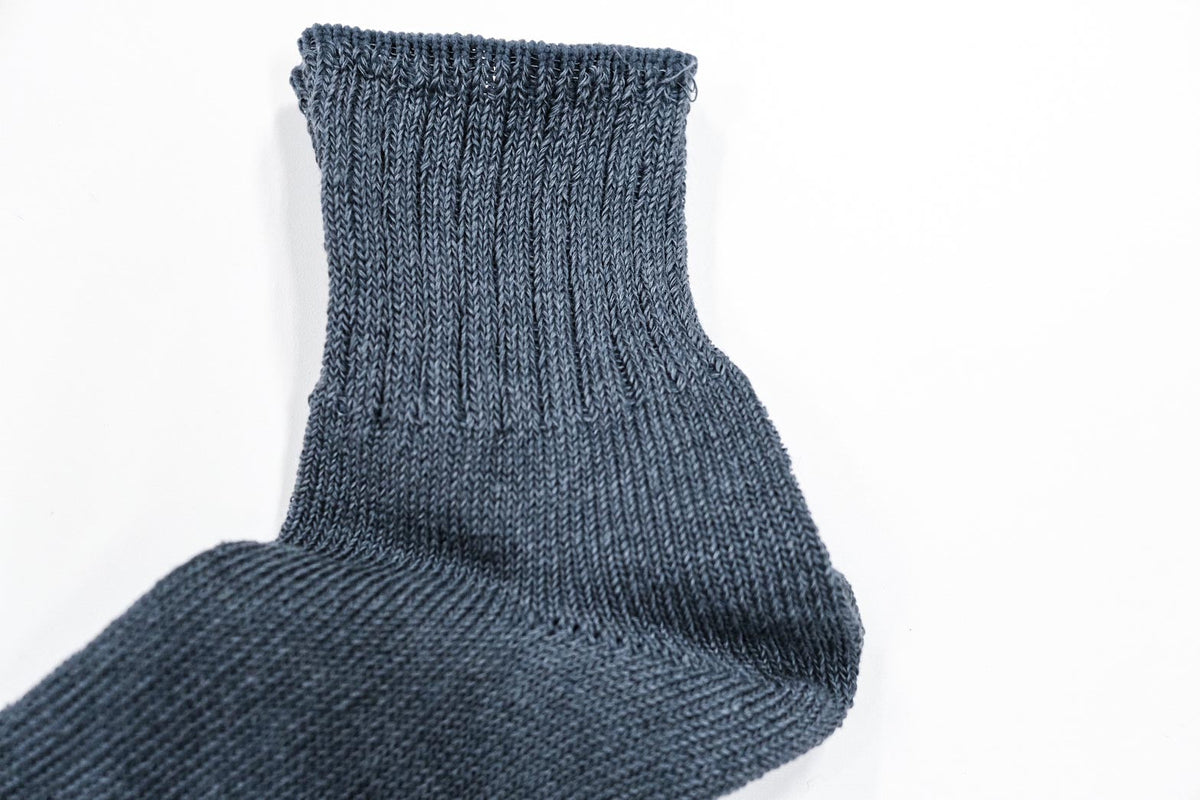 Linen Socks by “SAYUU”