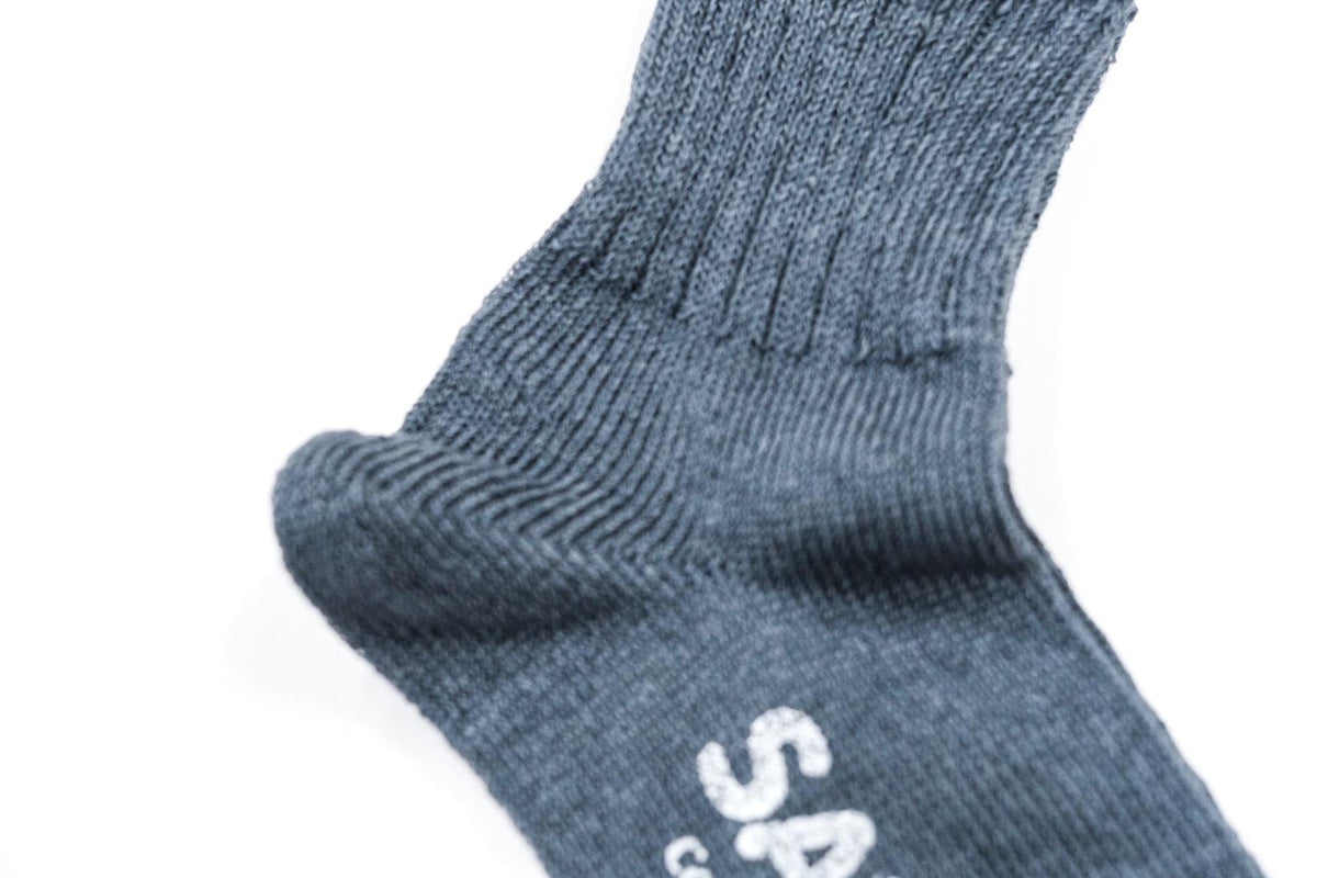 Linen Socks by “SAYUU”
