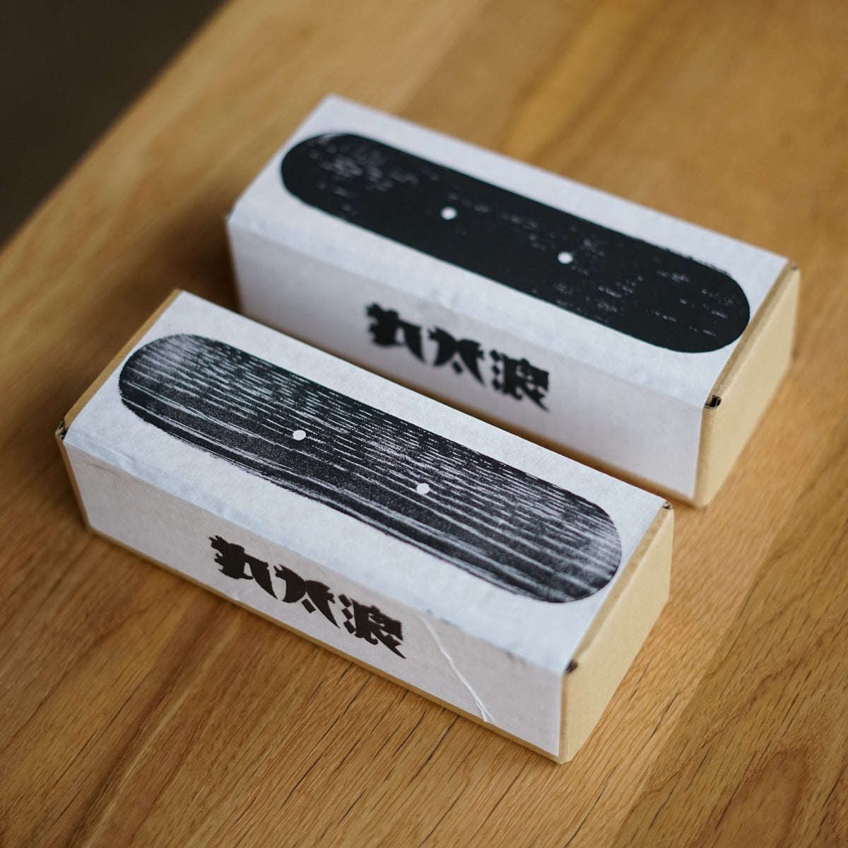 丸太浪 MARUTALO Skateboard hanger