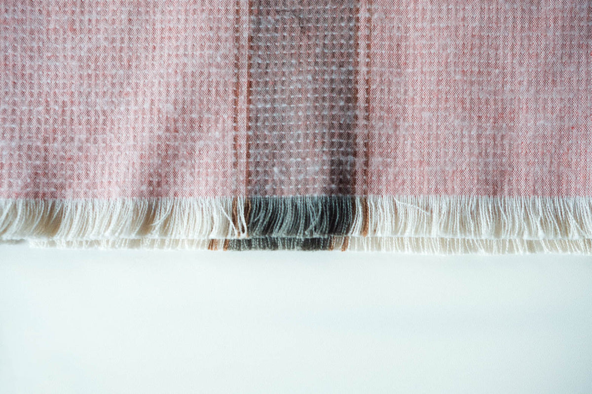 Sashiko Organic Cotton Blanket (Zakuro)