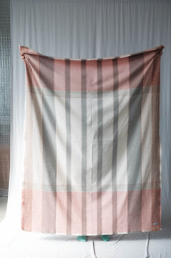 Sashiko Organic Cotton Blanket (Zakuro)