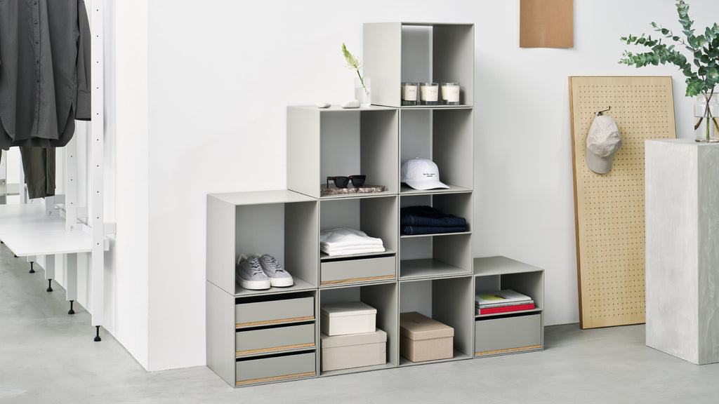 box - gray