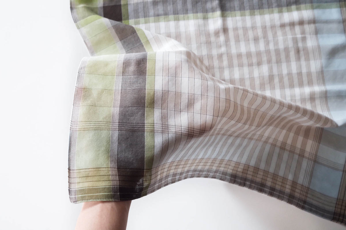 Refraction Check / Handkerchief - River