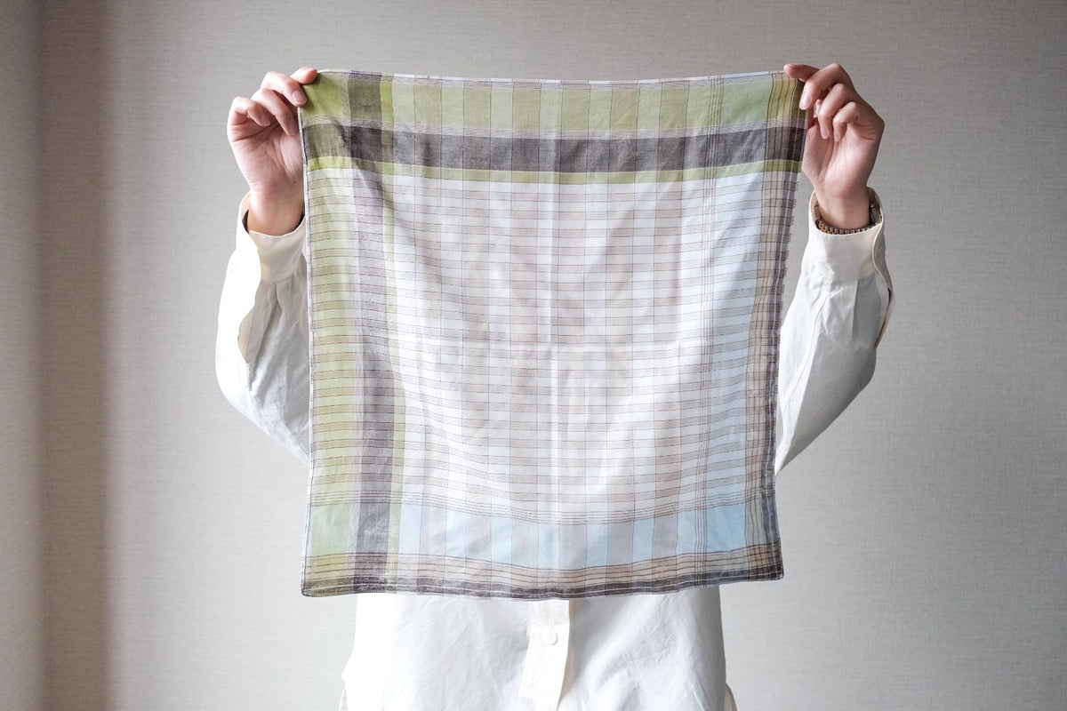 Refraction Check / Handkerchief - River