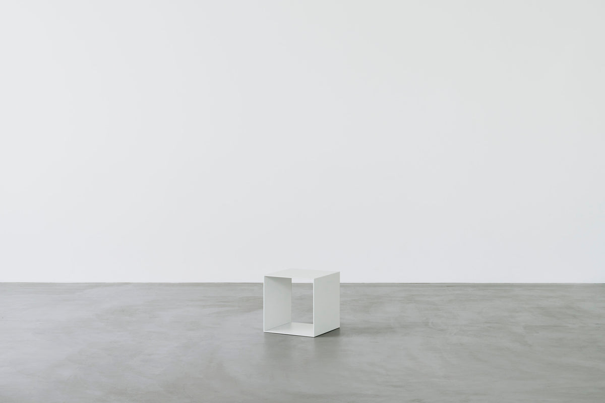 box - white
